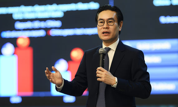 KResearch sees a shift in global trade one year after Trump’s tariffs